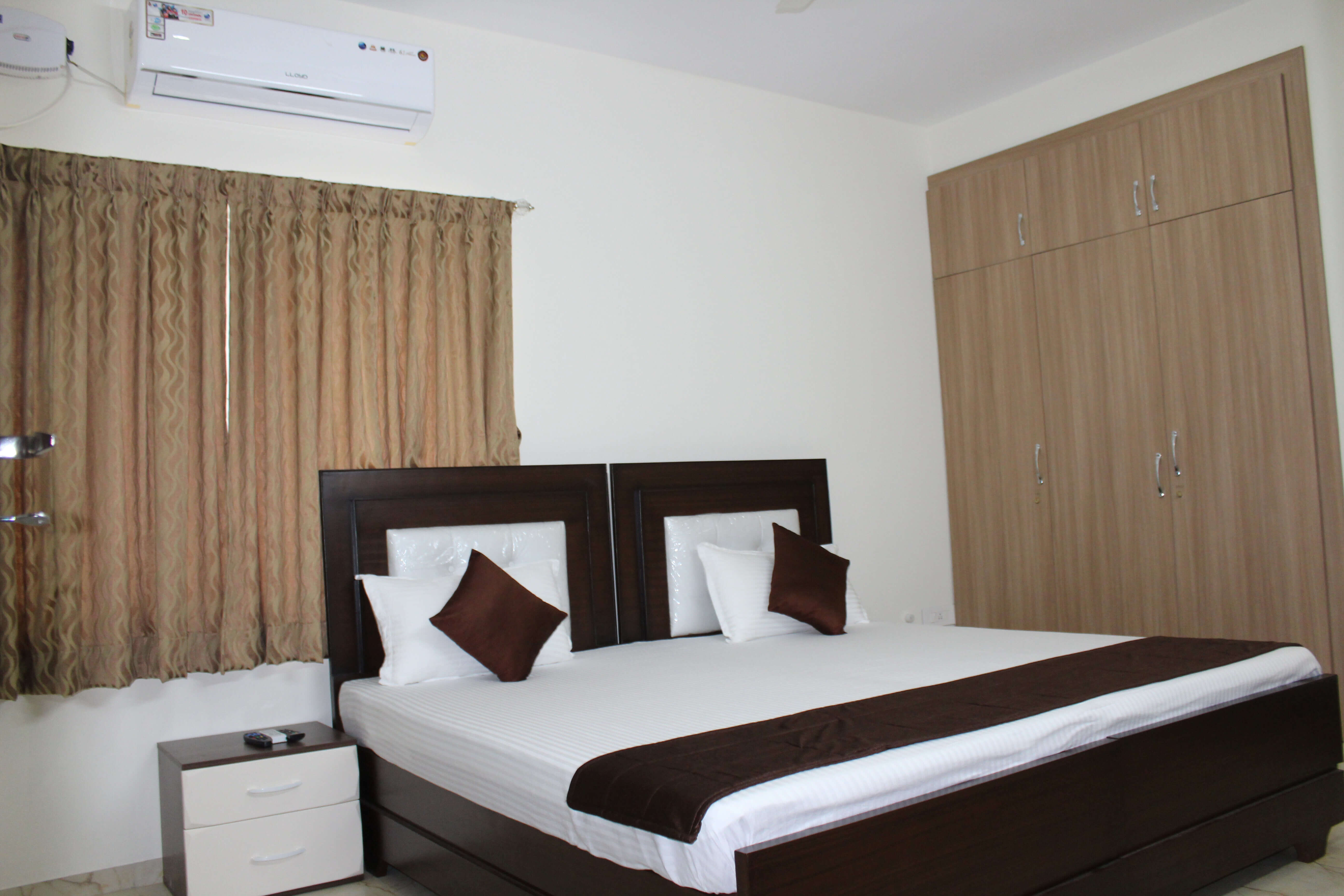 Service apartment in T Nagar, Service apartment in Anna Nagar, Service apartment in Chennai, Corporate guest house in Chennai,Guest House Chennai, Corporate Guest House Chennai, Serviced Apartment Chennai, Guest House in Chennai, Guest House Chennai, Corporate Guest House Chennai, Serviced Apartment Chennai, Guest House in Chennai